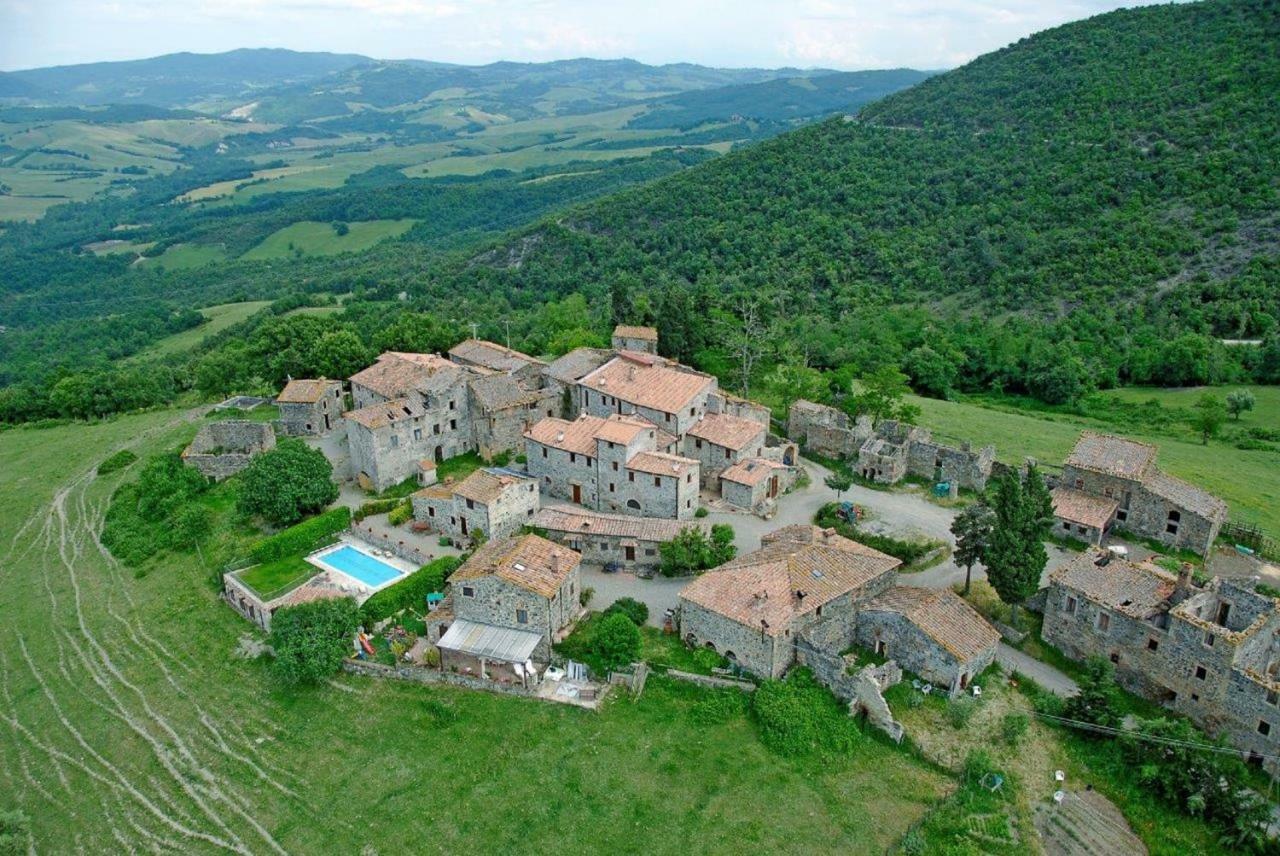 Farmhouse Tuscany Montecastelli Pisano Bagian luar foto